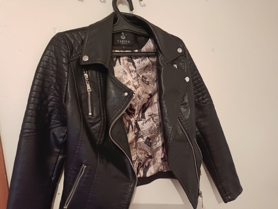 Кожаная куртка молодежная