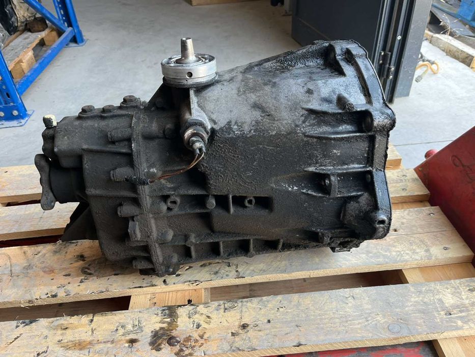 Скоростна Кутия VOLKSWAGEN LT 2.5 TDI-Ръчна 5ск.