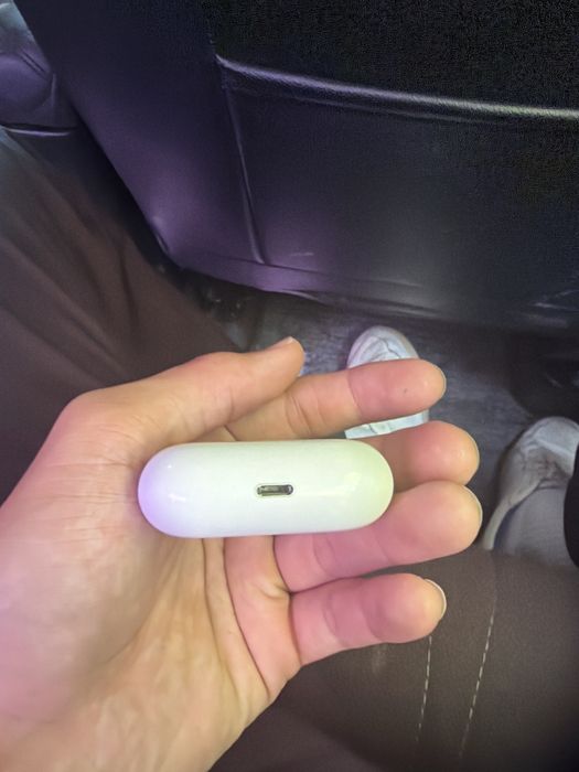 Airpods Pro лайтнинг