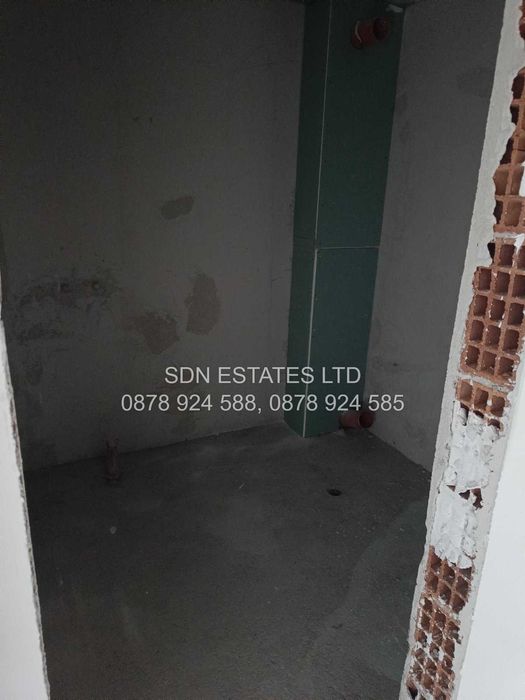 Продава се Четиристаен апартамент в Казанлък - 140 кв.м за 1143 €/кв.м - Снимка #8