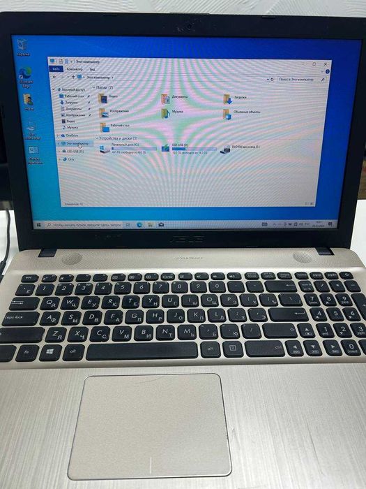 продаю ноутбук Asus