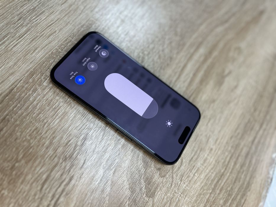 Iphone 15 Pro в идеальном состоянии