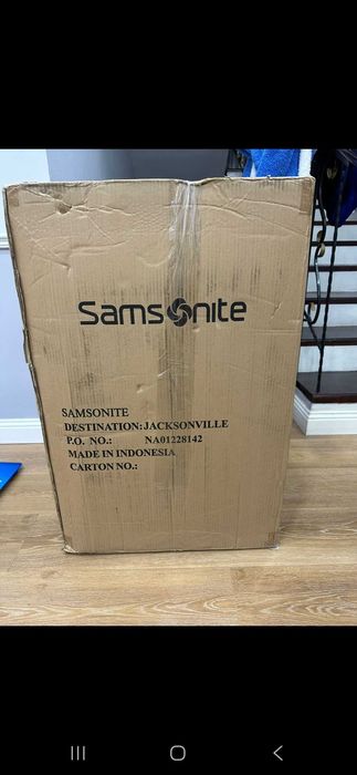 Чемодан Samsonite