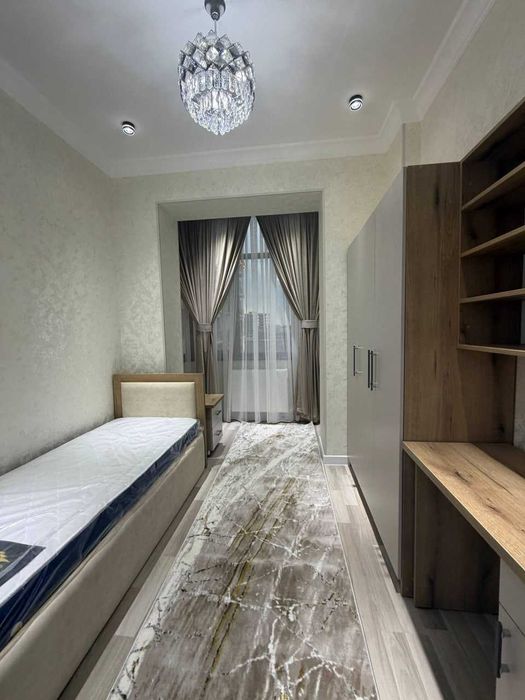 4х комнатная квартира со всеми удобствами, Вокзал Бриллиант Сити