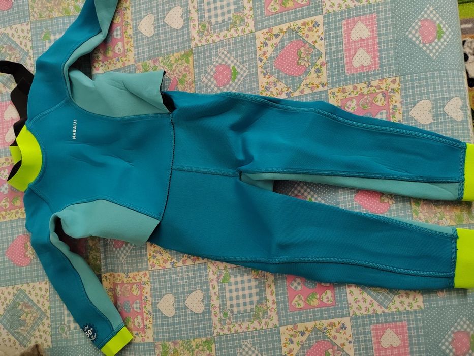 Costum înot neopren