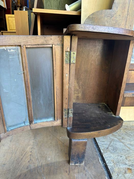 Toaleta de machiaj Vintage stil ArtDeco; Comoda cu oglinda
