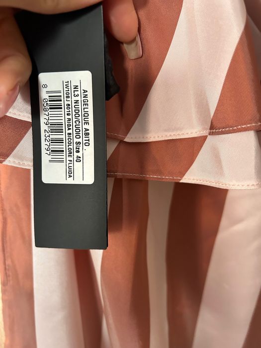 Нова рокля Pinko