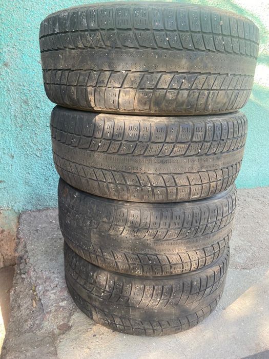 Авто шины продам в хорошем состоянии
