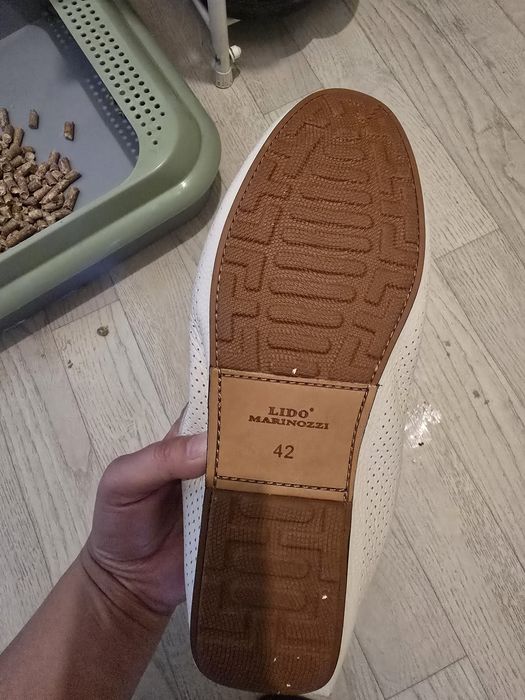 Продам кожанные лоферы.