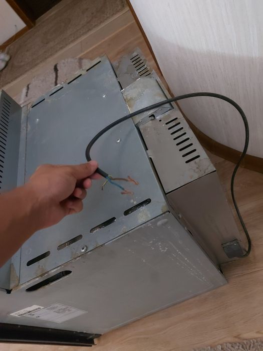 На запчасти духовка италия