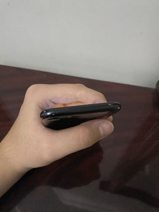 Срочно продаёться Iphone se