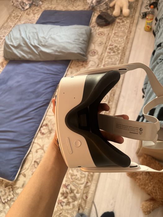 Продам Meta Quest 3s очки дополненой реальности