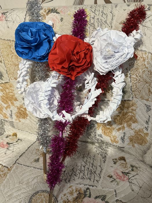 Ръчно изработени пъстри сурвачки