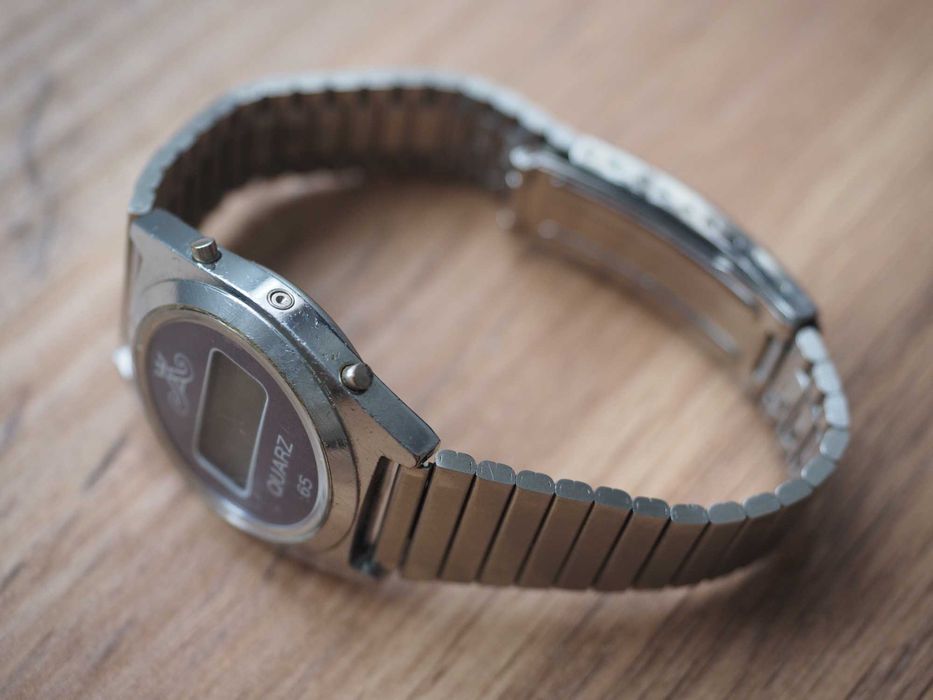Ceas electronic Quartz 65 Timeband Fairchild din anii 1980, retro