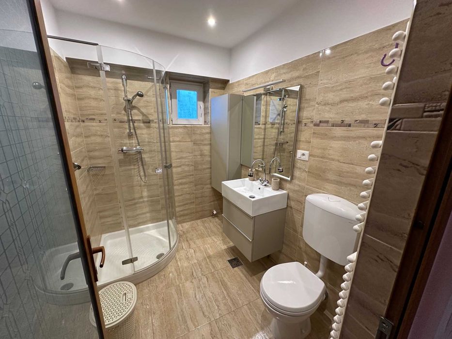 Inchiriez Apartament Lux / Central / 3 Camere