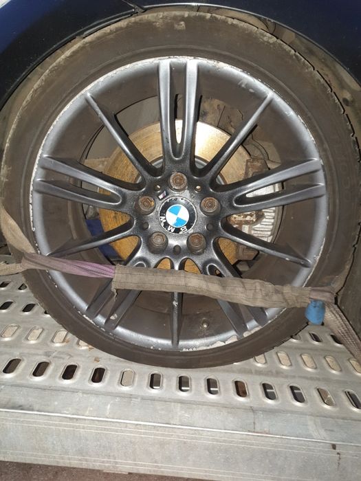На части БМВ 330д е90 231кс bmw м пакет