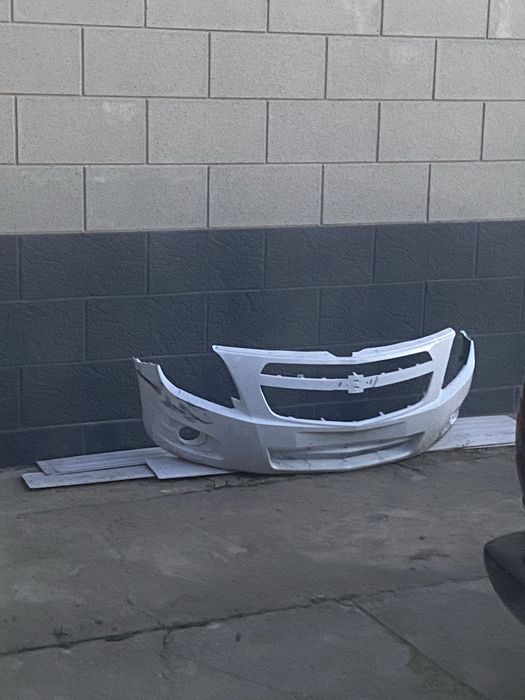 Бампер кобальт родной