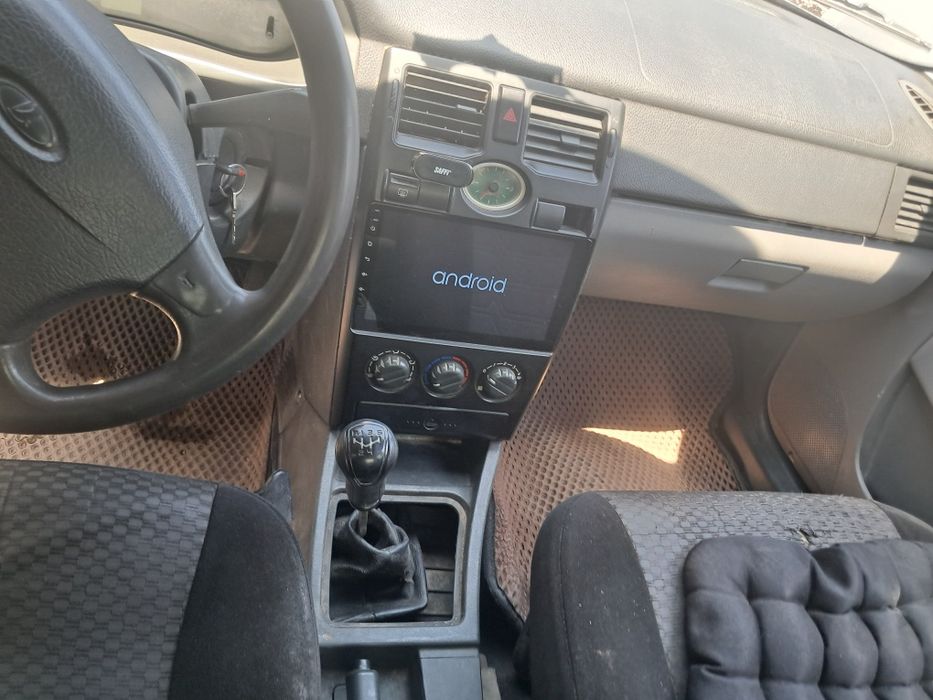 Продам приору срочно