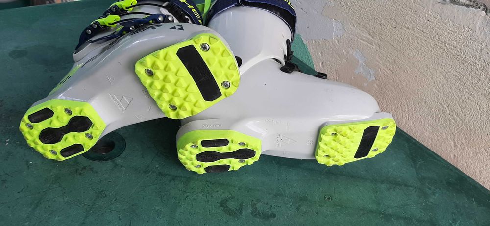 Clapari Fischer RC4 60 jr numărul 30,5