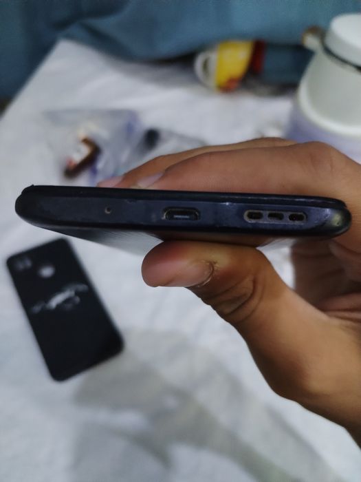REDMI 9NFC ideal holatida