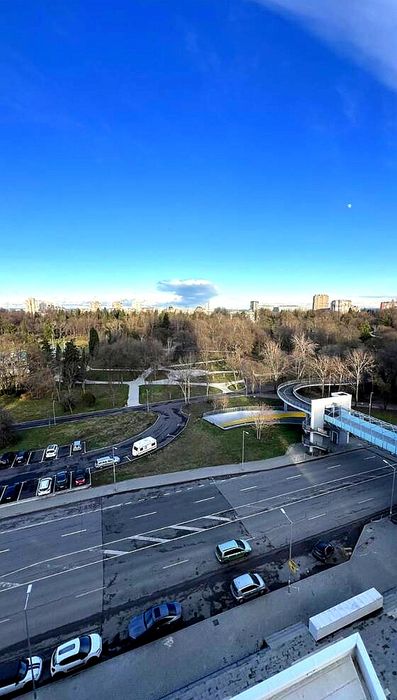 Дава се под наем Тристаен апартамент в Бургас, Зорница - 100 кв.м за 1122 € - Снимка #8