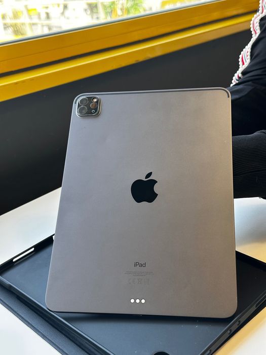 iPad Pro 11 (2 поколения) 128 Гб