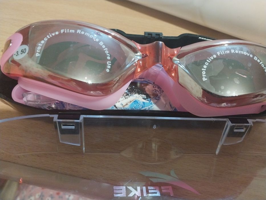 Срочно продается очки для плавания-3.5