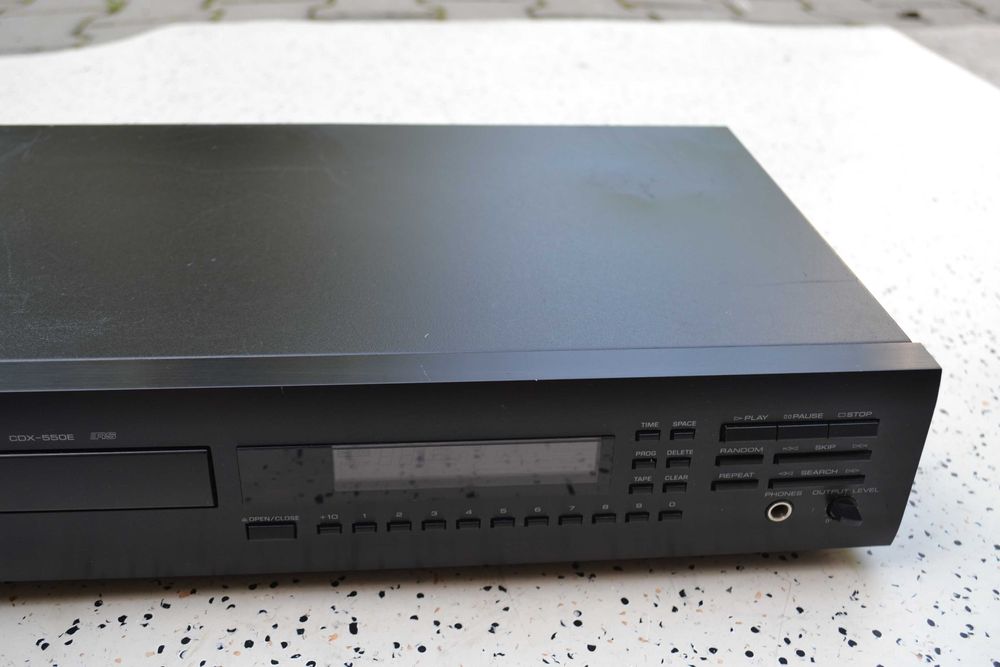 Cd player Yamaha CDX 550 E