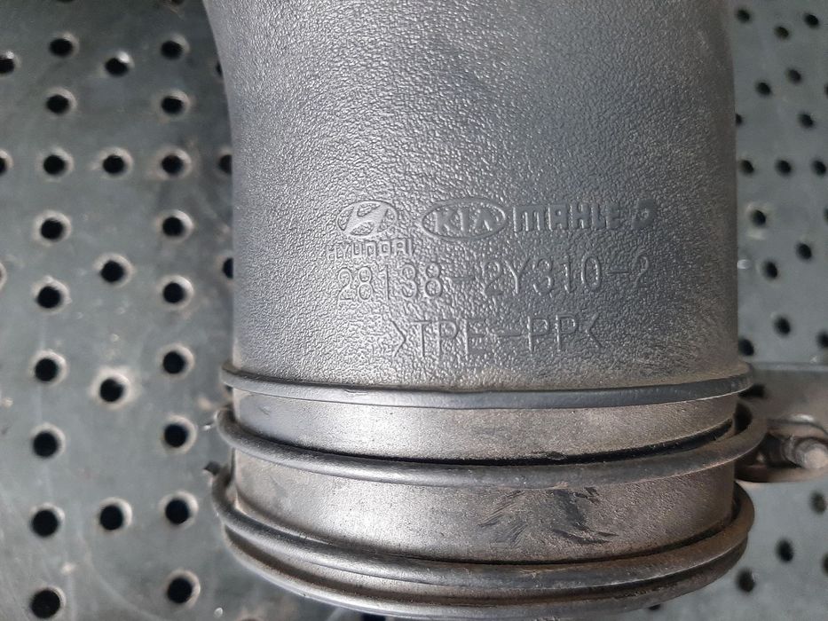 tubulatura admisie hyundai ix35 tucson 1.7 d d4fd  28138-2y310-2