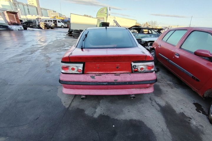 Aripa fata dreapta Opel Calibra 1996 2.0 MT (116 hp)