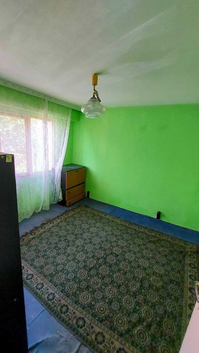 Дава се под наем Двустаен апартамент в Бургас, Славейков - 62 кв.м за 142.8 € - Снимка #2