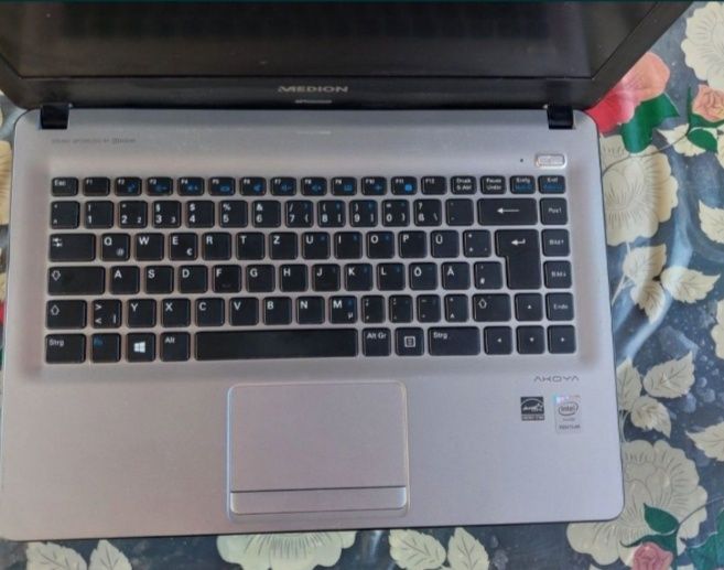 Laptop Medion Akoya Celeron