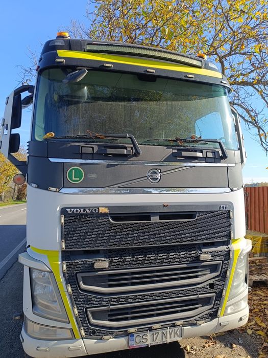 Vând ansamblu basculabil