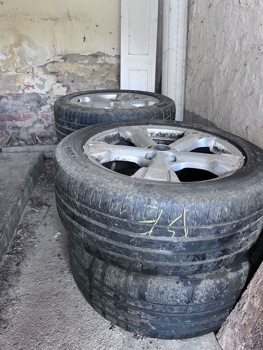 Vand roata cu janta de aluminiu