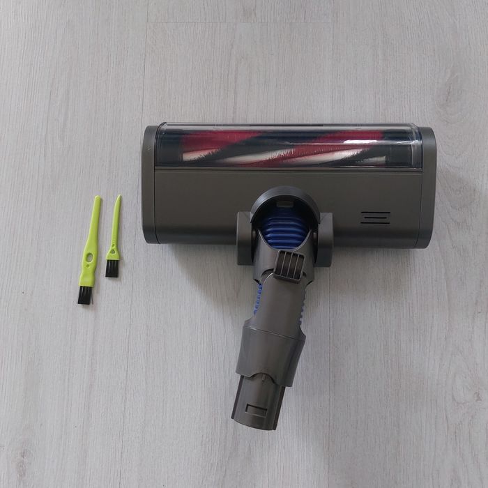 Нова LED Турбо Четка за Dyson V6 / DC62 / DC59 + Аксесоари за Почиства