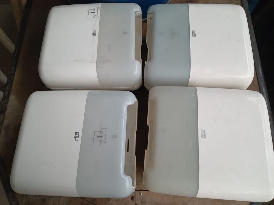 запчасти от tork деспенсера