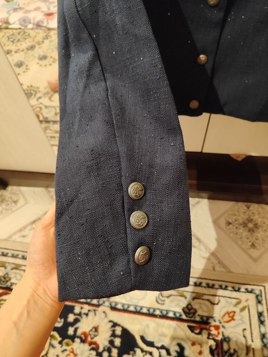 Продаются Пиджак женский