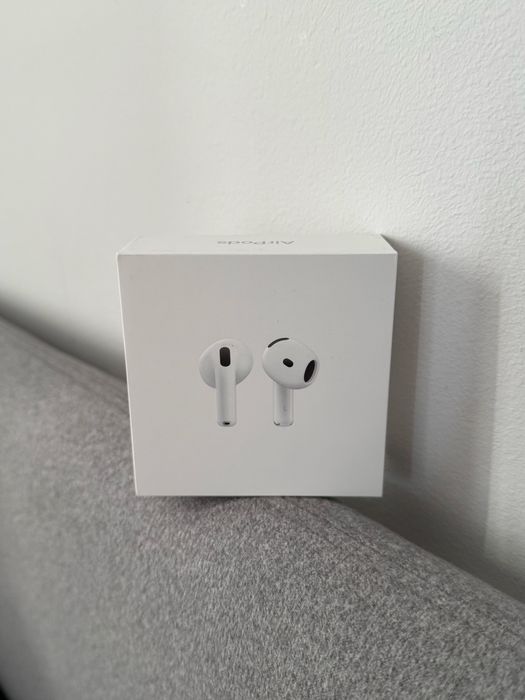 Безжични слушалки Airpods 4 неразопаковани