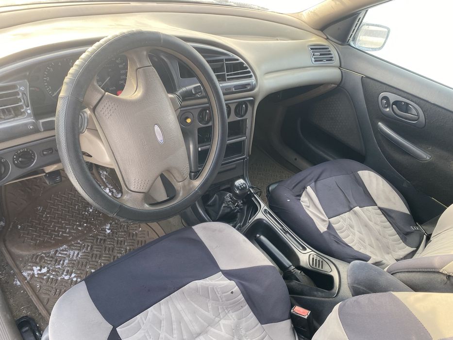 Продам форд Мондео 1 . 1993год