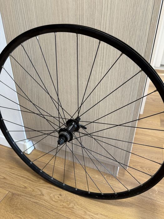 Piese bicicleta - pedalier deore xt