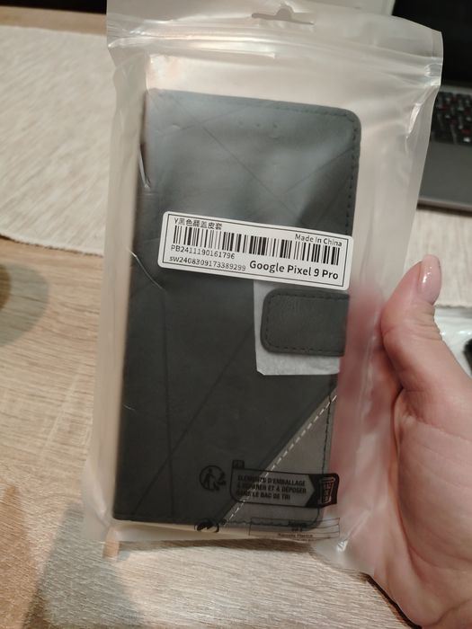 Чисто нов калъф за телефон