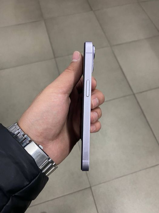 Apple iPhone 14 Purple
