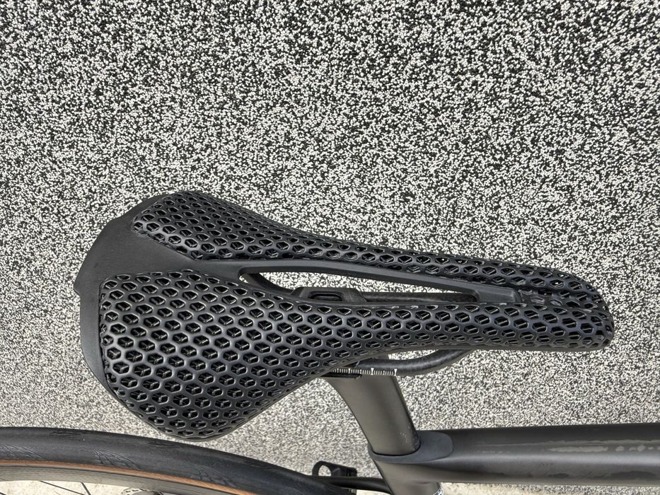 Specialized S-Works Tarmac SL8 2025 FACT 12r Carbon • SRAM Rival eTap AXS • Zipp 404 Firecrest