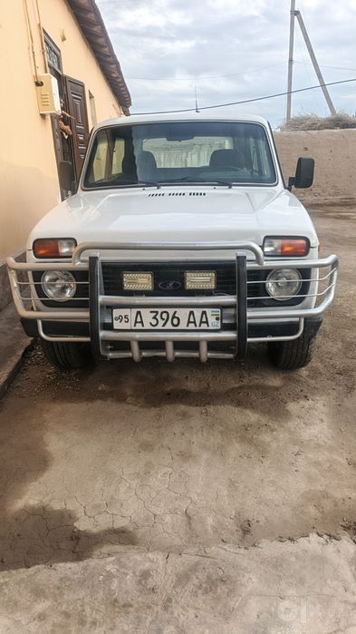 Lada niva 1996 prapan