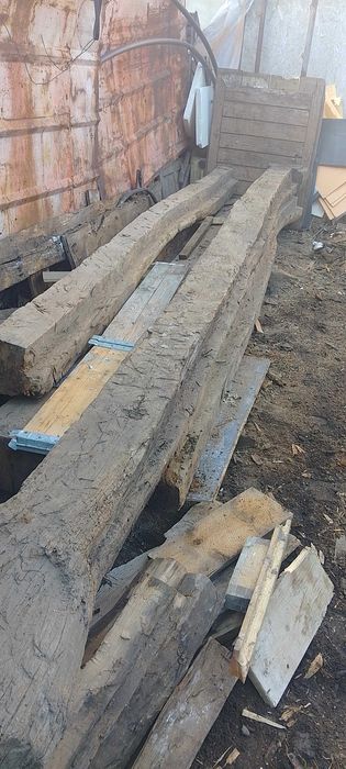 Grinzi casă veche