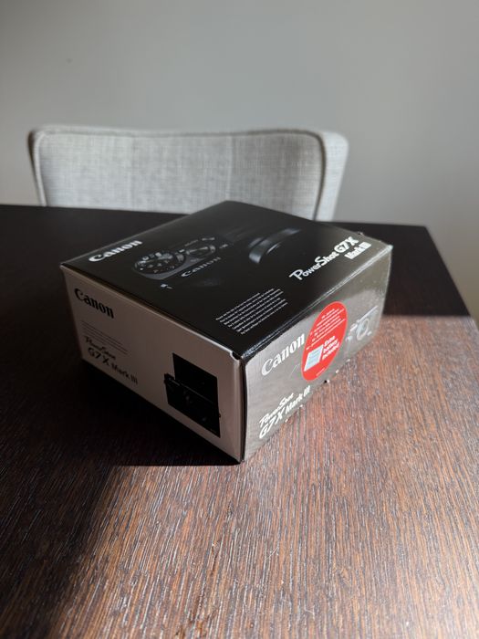 Canon G7X Mark III + Extra Battery (Black)