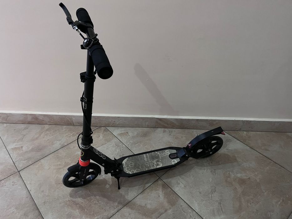 Самокат скутер черный