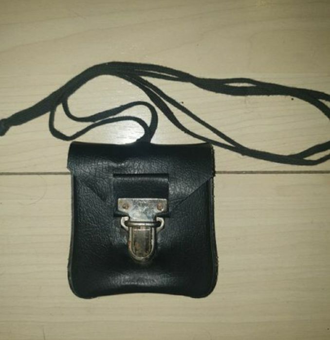 Busola militara romaneasca  tip iIOR B1-69 de stoc noua
Completa busol