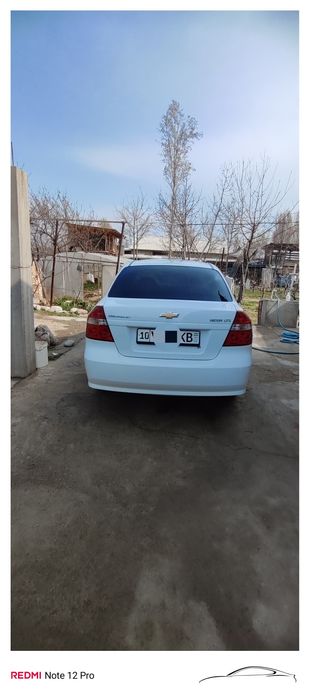 Nexia3 sotiladi Avtamat gaz bor 8200