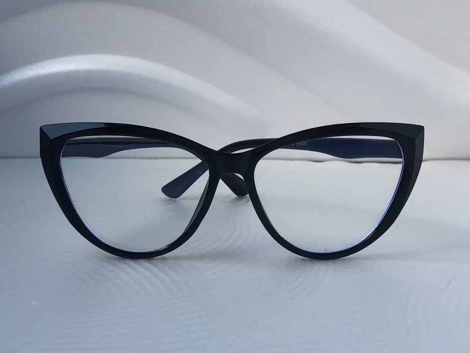 Прозрачни дамски очила за компютър